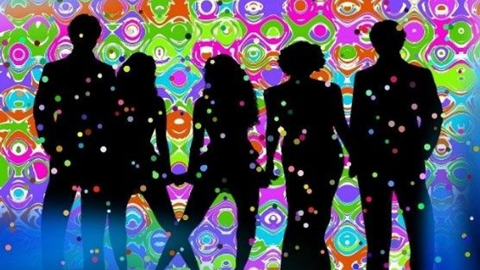 Discotanz, alleine, zu zweit, in der Gruppe