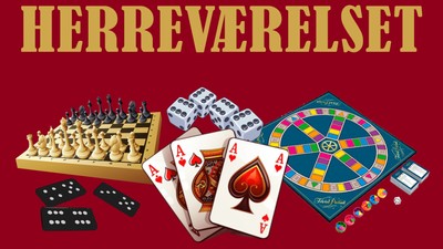 Billedet viser et samlet udvalg af brætspil og kortspil, herunder schack, kort, terninger og en spilbræt.
