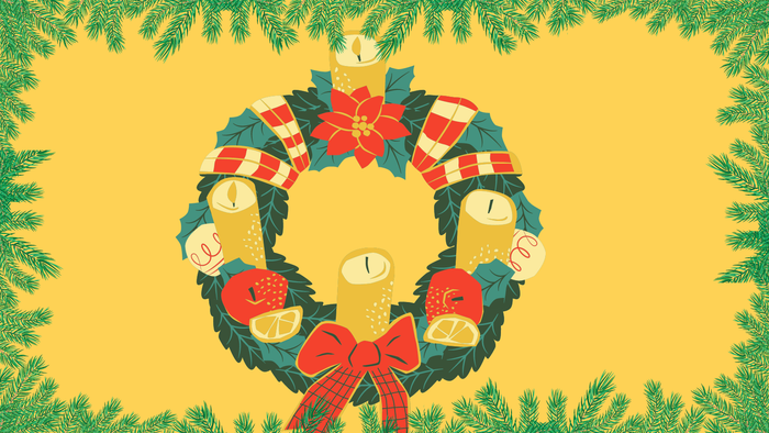 Ein festlicher Adventskranz mit vier Kerzen und Weihnachtsdekorationen auf gelbem Hintergrund.
