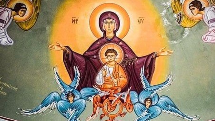 Das Bild zeigt eine religiöse Darstellung der Gottesmutter Maria mit dem Jesuskind.