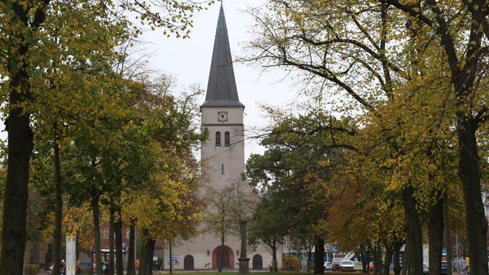Frontansicht Dorfkirche Friedrichsfelde 