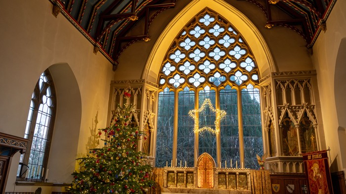 Photo inside St Nicolas at Christmas