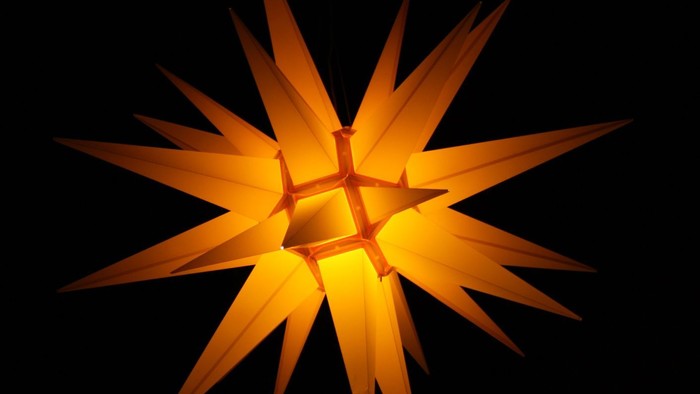 Abendgottesdienst am 4. Advent, 22.12.2024, 18:00 Uhr in der Kirche Quettingen, mit Anschluss an den Abend bei Plätzchen und Punsch