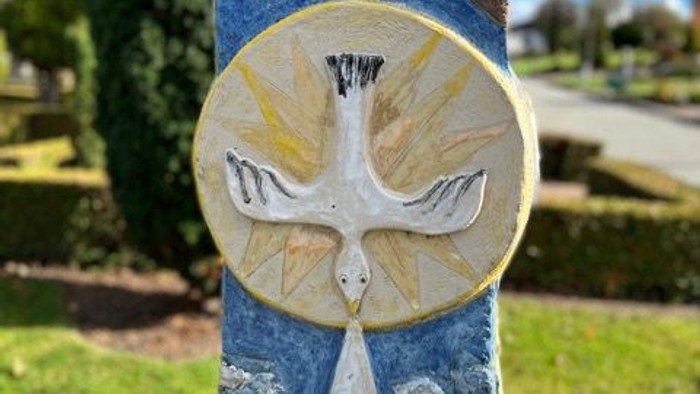 Kunst på Tårs kirkegård