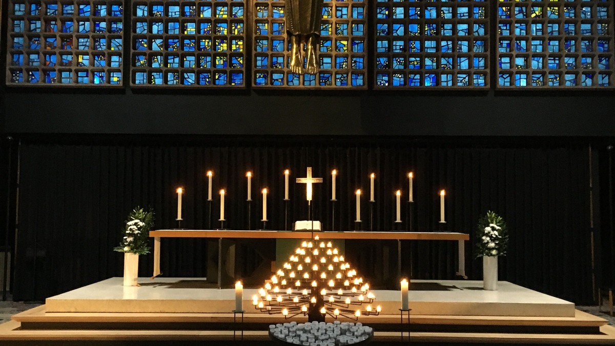 Altar ewigkeitssonntag.jpg