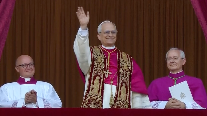Papst Leo XIV nach seiner Wahl.