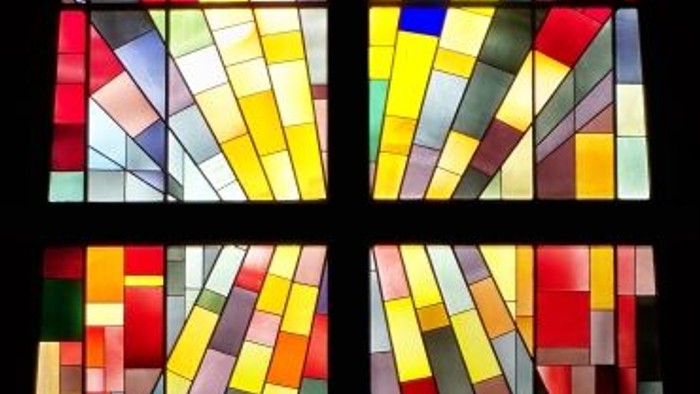 Symbolbild-Fenster-Himmelfahrtkirche