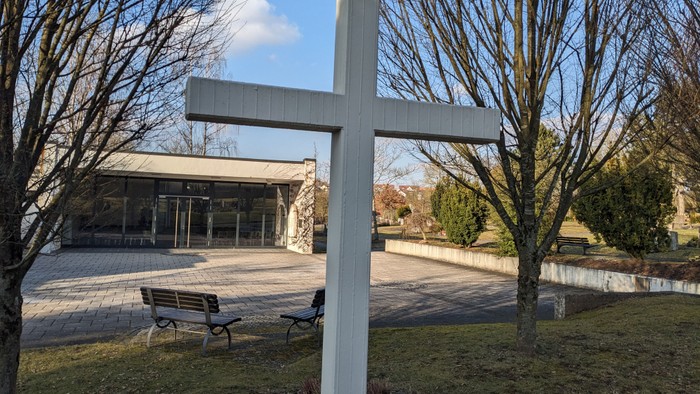 Künzell Friedhof Kreuz