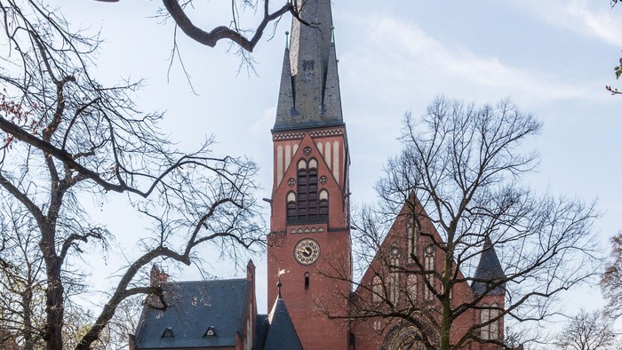 Auenkirche von der Straße Totale Foto Sebastian Rost