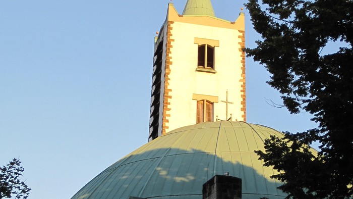 Kreuzkirche Luisenstraße