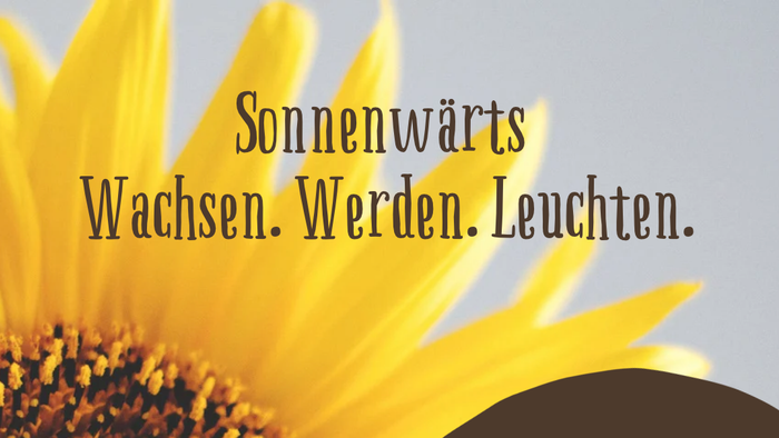 Plakat mit Sonnenblumen-Motiv zur Ankündigung eines Gottesdienstes mit Taufen am 30. August 2026 um 11 Uhr.