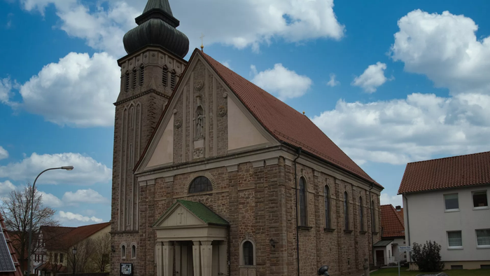 Kirch ein Hainzell