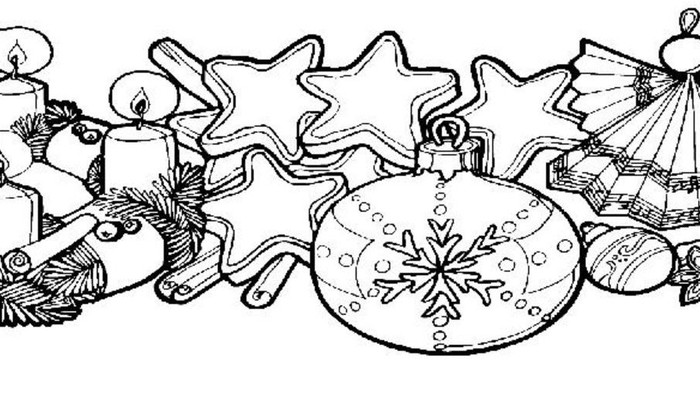 Adventskranz, Kerzen und Basteleien