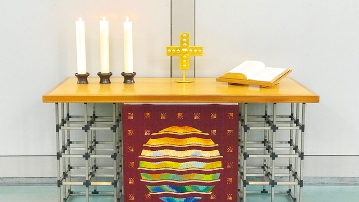Altar in der Fliednerkirche