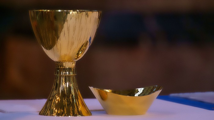 Goldener Abendmahlskelch und Schale für Obladen