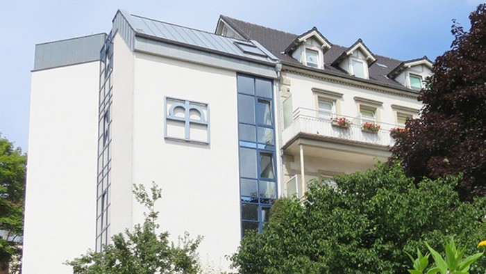 Außenansicht Haus-Emaus