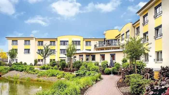 Außenansicht Kursana Seniorenzentrum