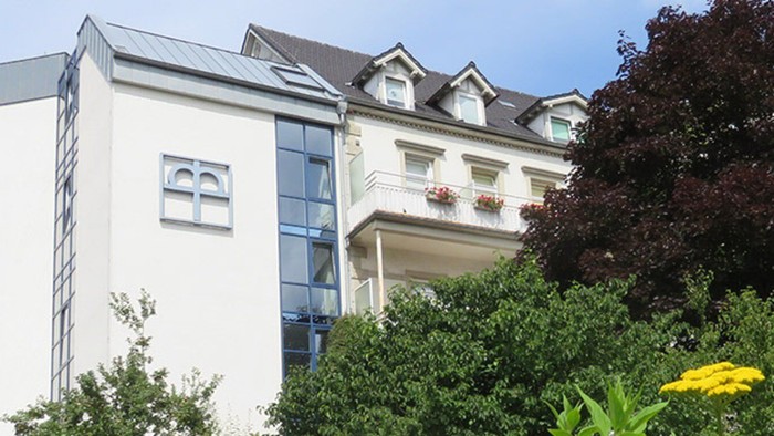 Außenansicht Haus-Emaus