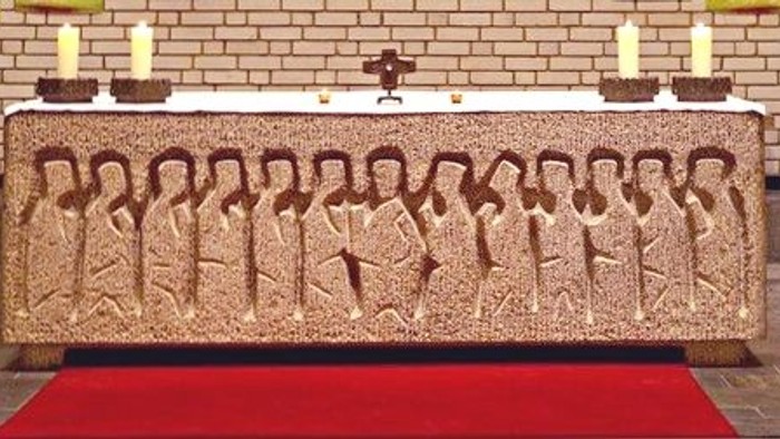 Altar Kirche St. Nuikolaus, Bergen-Enkheim