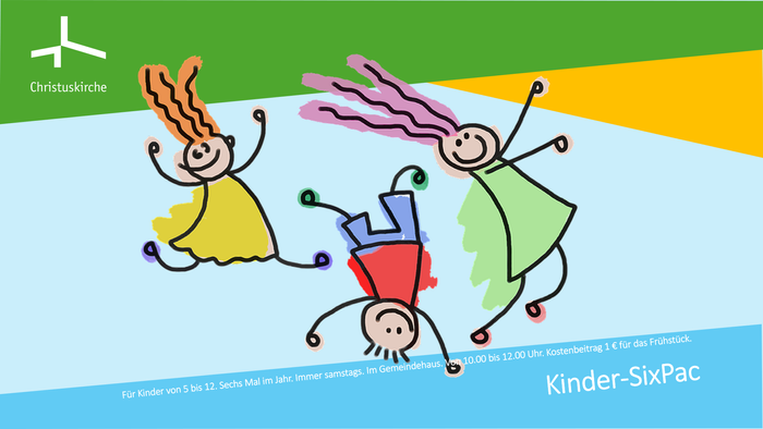 Drei Kinder spielen fröhlich im Wind, eines schiebt einen Wagen