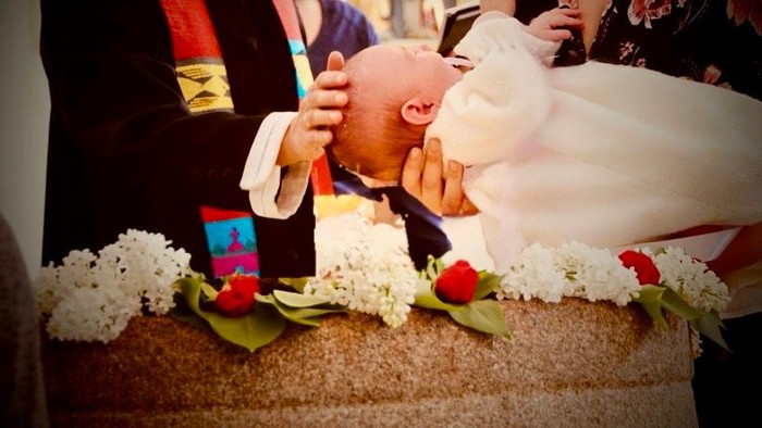 Døbefont byrum kirke