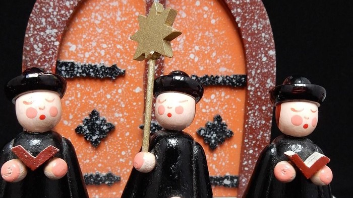 Kurrendesängergruppe aus Holz