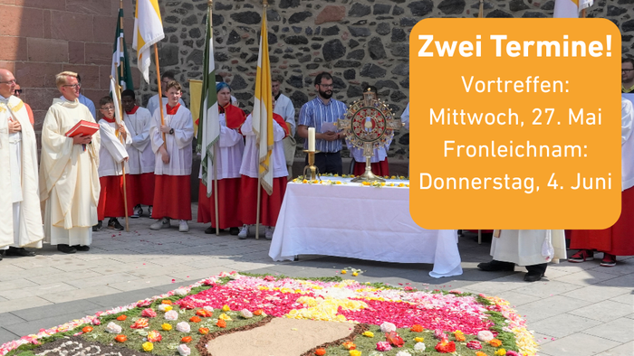 Religiöse Prozession mit Blumenarrangements, die „Vater Unser“ bilden, sowie geplante Veranstaltungstermine.