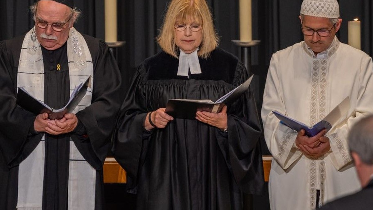 Gardei Nachama Sanchi Gedächtniskirche.jpg