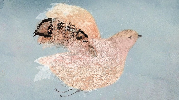 Akvarelmaleri af en stiliseret, tekstureret fugl i flugt mod en dæmpet blå baggrund.