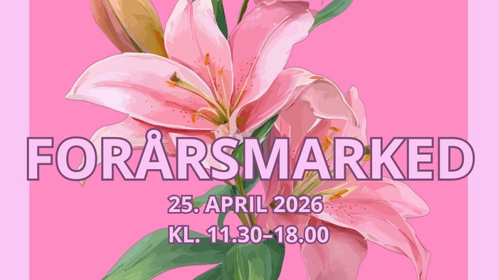 Plakat annoncerer påske søndagsarrangement med liljer, indeholdende programdetaljer og tider på dansk og tysk.