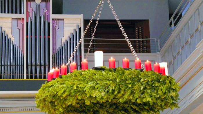 Adventskranz in der Neanderkirche