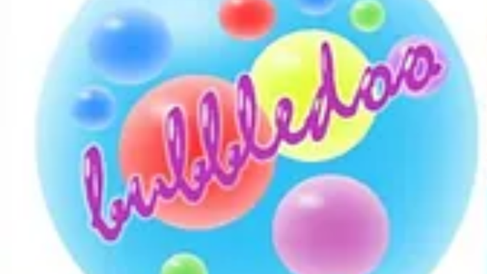 Logo von Bubbledoo. Bunte Seifenblasen vor einem runden blauen Hintergrund.