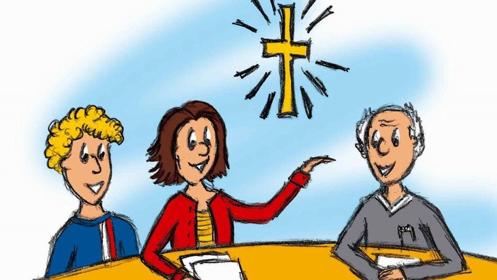 Drei Personen stehen im Wasser, eine zeigt auf ein leuchtendes Kreuz über ihnen und hält Bücher.