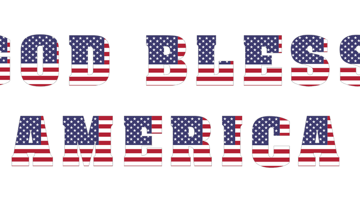 **„Gott segne Amerika“** in Fettdruck im Sternen-und-Streifen-Stil vor schwarzem Hintergrund.