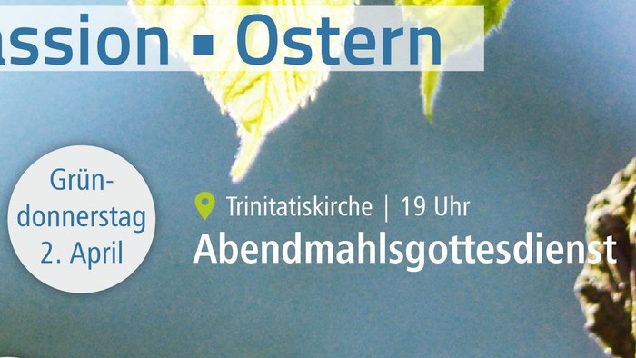 Einladung zum Oster-Gottesdienstplan mit Terminen, Uhrzeiten und Orten für verschiedene Kirchenveranstaltungen.
