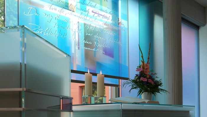 DSH Glaswand mit Spruch aus Ps. 16,8bff