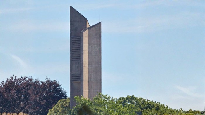 Glockenturm der Versöhnungskirche