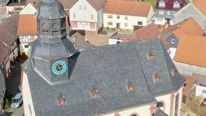 Drohnenaufnahme der Kirche Mariae Himmelfahrt, Emsdorf