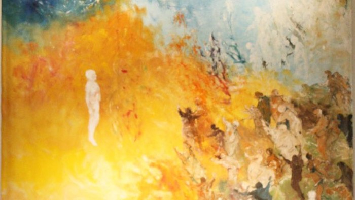 Ein Maler arbeitet an einem Bild mit einer Lichtgestalt und Menschenmenge