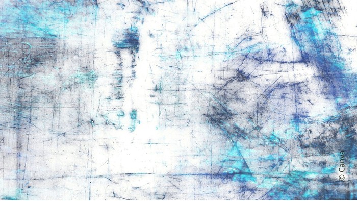 Abstraktes Kunstwerk mit zarten blauen Rissen und Linien auf einem hellen, strukturierten Hintergrund.