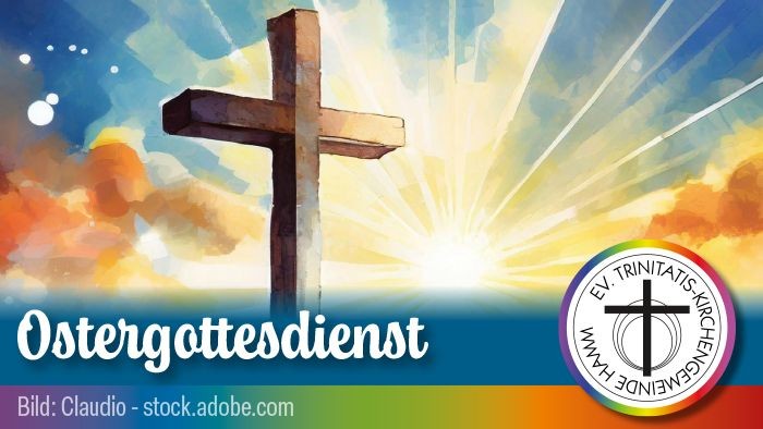 Ostersonntags-Gottesdienstszene mit einem Kreuz unter einem strahlenden, farbenfrohen Sonnenaufgangshimmel mit Kirchenlogo.