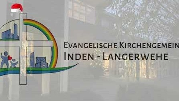 Logo der Evangelischen Kirchengemeinde Inden-Langerwehe mit Kreuz, Regenbogen und einer Familienillustration vor einer Kirchenkulisse.