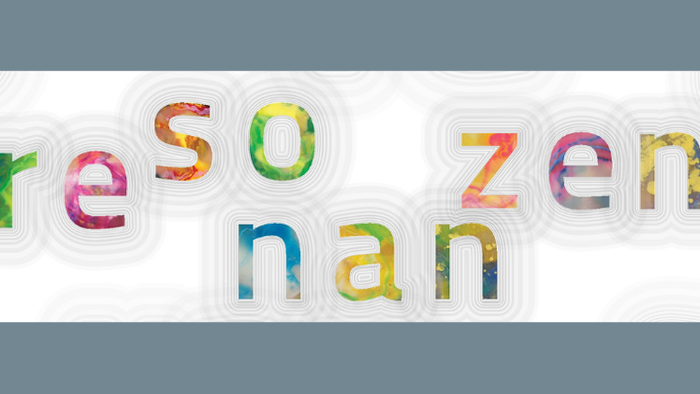 Farbenfroher, abstrakter 3D-Text mit der Aufschrift „resonant“ und einem modernen, künstlerischen Verlaufseffekt.