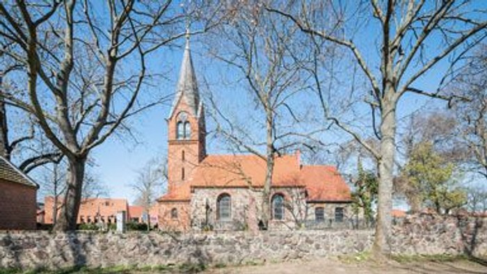 Dorfkirche Großziethen von außen