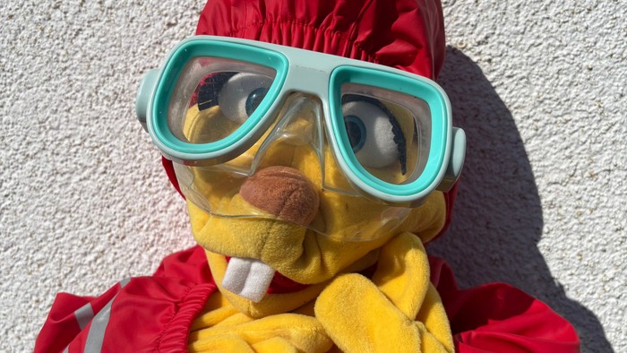 Charlotte mit Taucherbrille