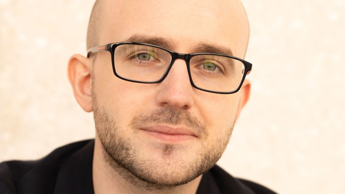 Organist Vladimir Magalashvili im Poirtrait
