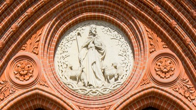 Portal der Pauluskirche - Der gute Hirte