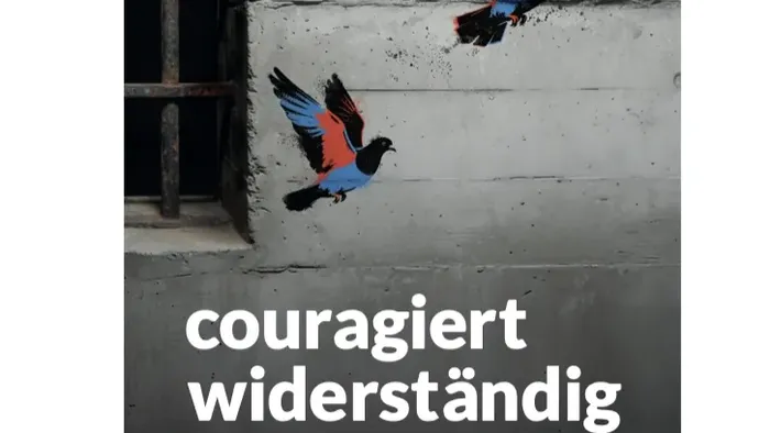 Plakat zur Bewerbung der Ökumenischen FriedensDekade 2026 mit dem Motto *„couragiert widerständig“* und Vogel-Motivik.