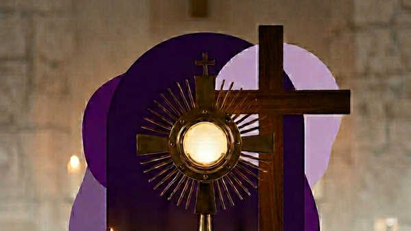 Plakat wirbt f�r die mittw�chliche Fastenstunde der Anbetung mit Musik und Stille in der St. Martin Kirche Kaulsdorf.