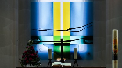 Altarfenster der Kapelle Höntrop.